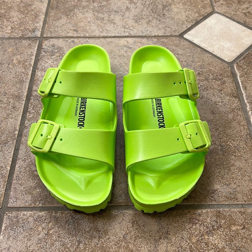 NWOT Birkenstock Arizona Eva bright lime green